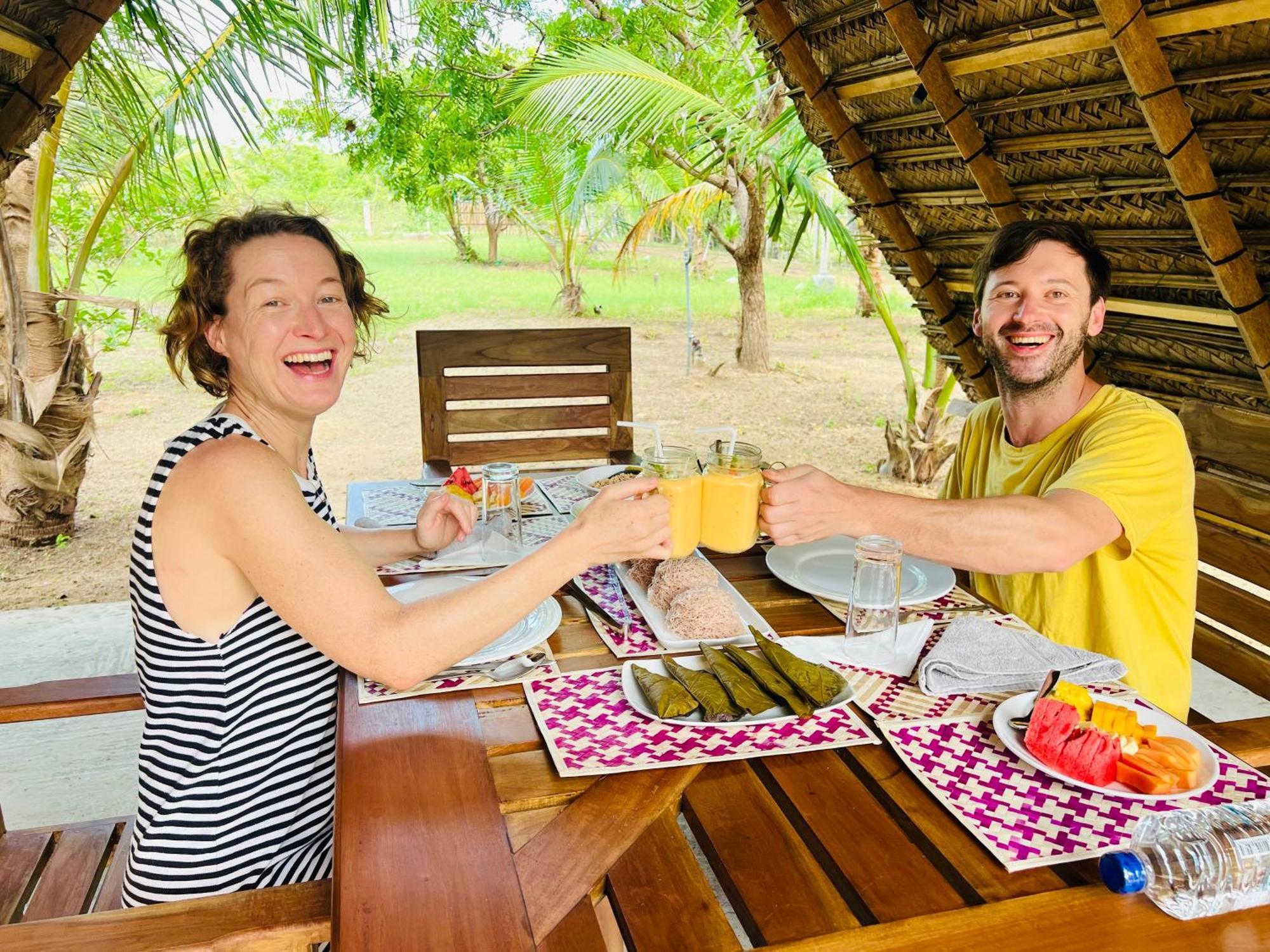 Kingfisher Beach Resort-Yala Кірінда Екстер'єр фото