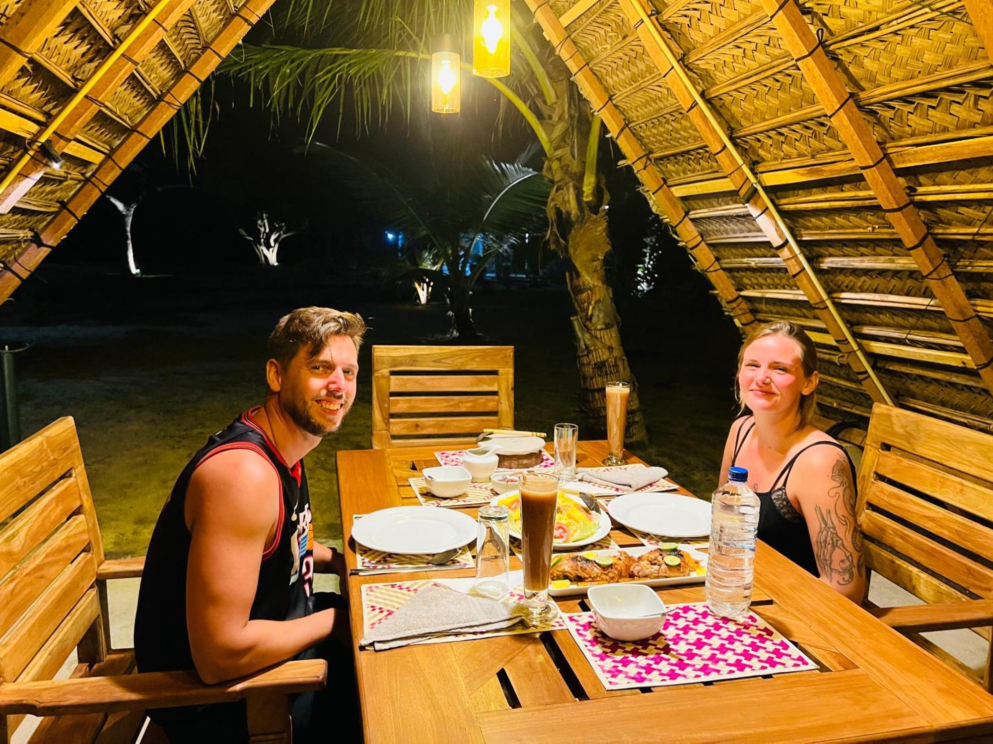 Kingfisher Beach Resort-Yala Кірінда Екстер'єр фото